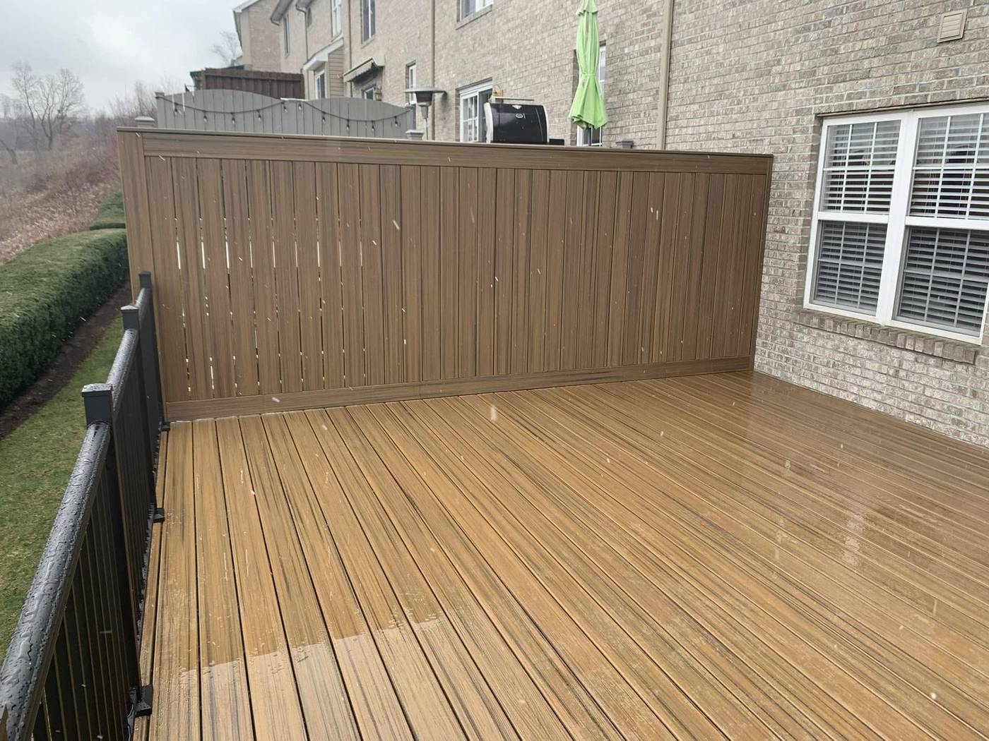 6-ft Trex privacy fence detail